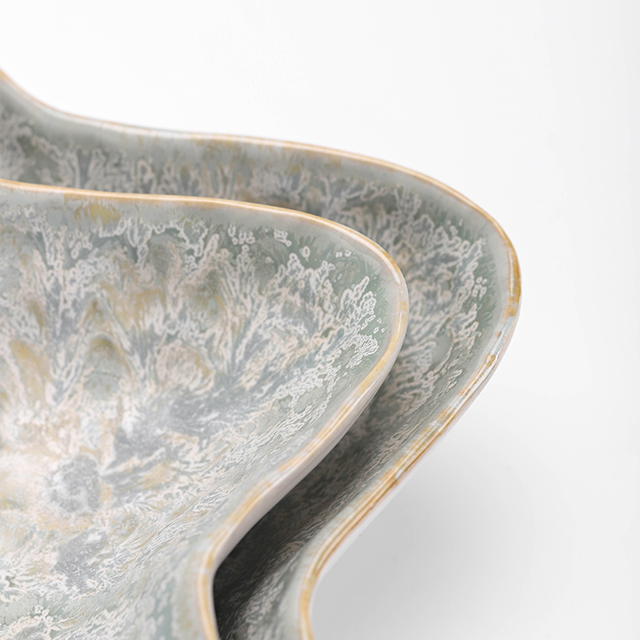 S/2 Stoneware Reactive Round Baker with Ears 